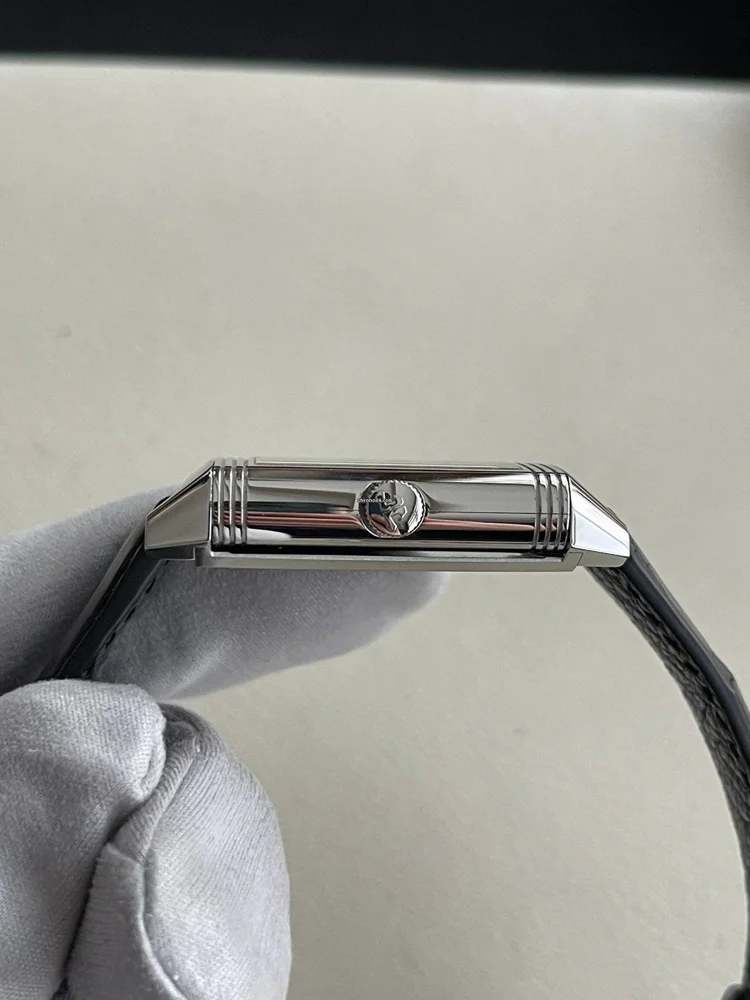 Jaeger-LeCoultre Reverso Grande Taille 270.8.08